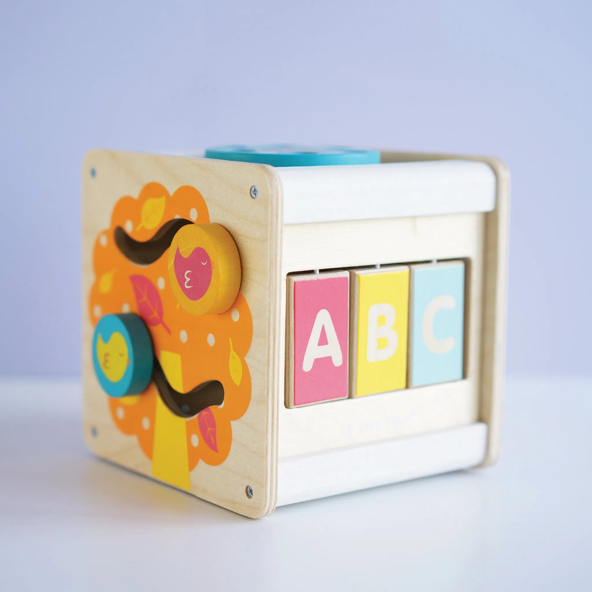 Le Toy Van Petit Activity Cube