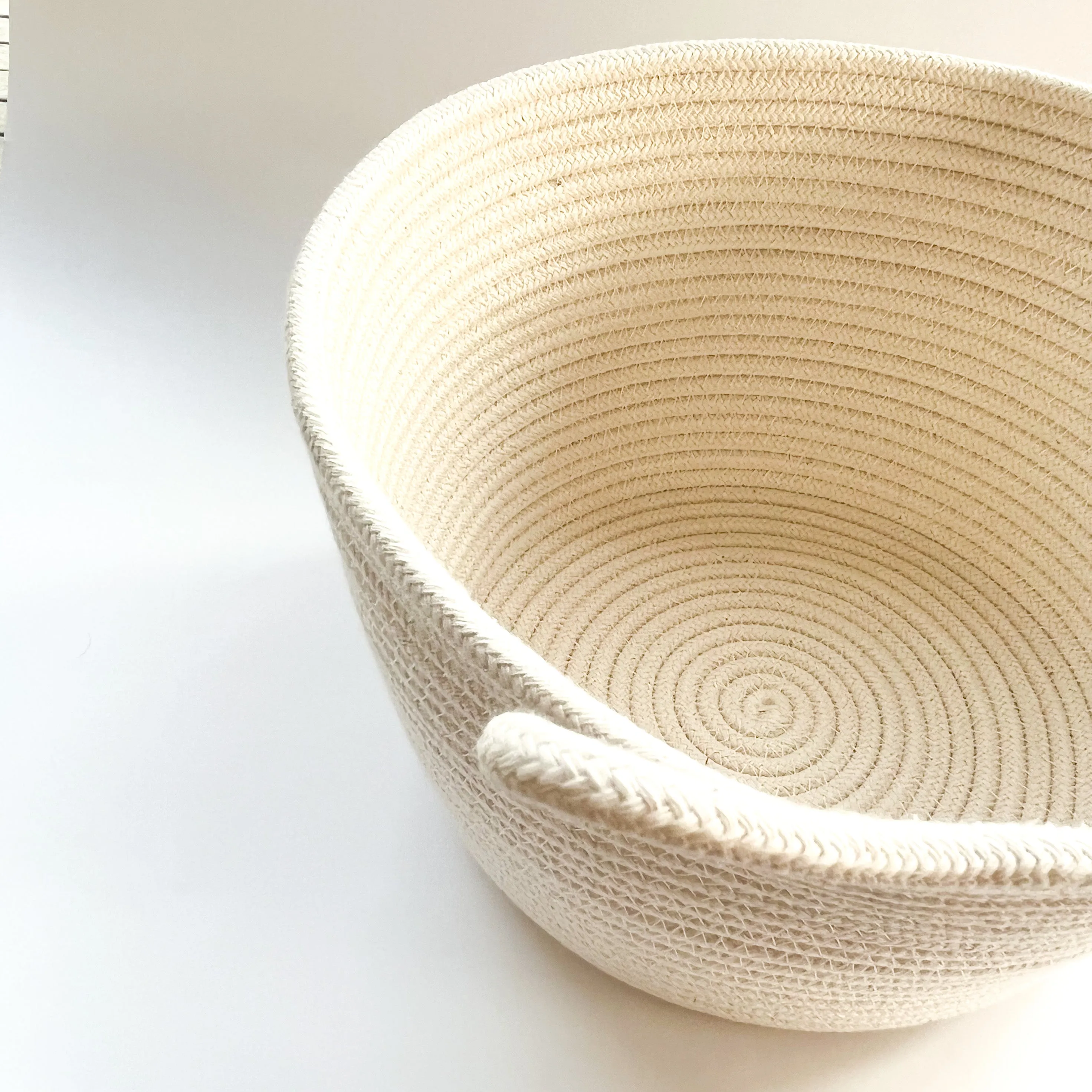 Medium Rope Basket